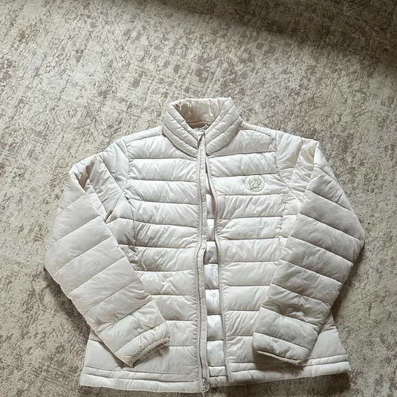 Elegant Women's Cream Puffer Jacket - Picture 1 of 10